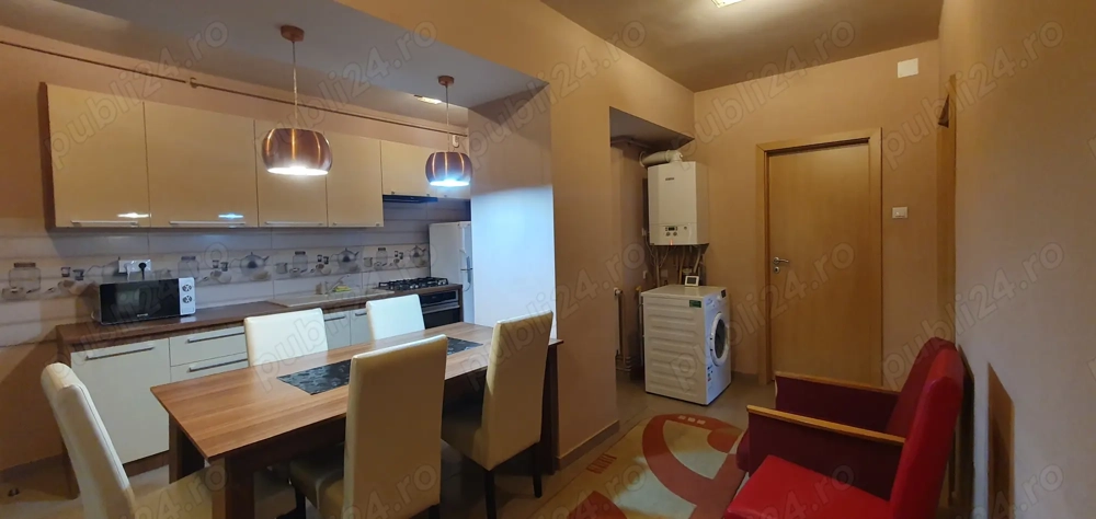 Proprietar - 3 camere DECOMANDATE, CENTRALA proprie, etaj intermediar langa Iulius Mall