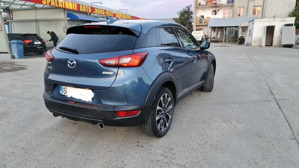 Ofer spre vânzare autoturismul marca Mazda CX3