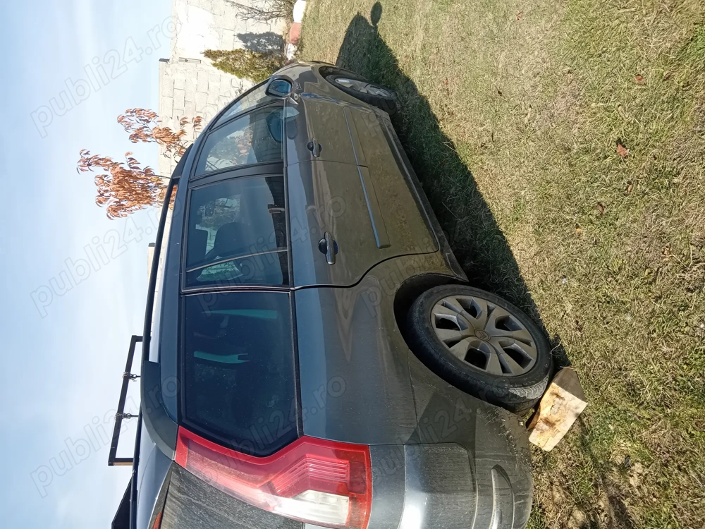 Vând grand picasso c4