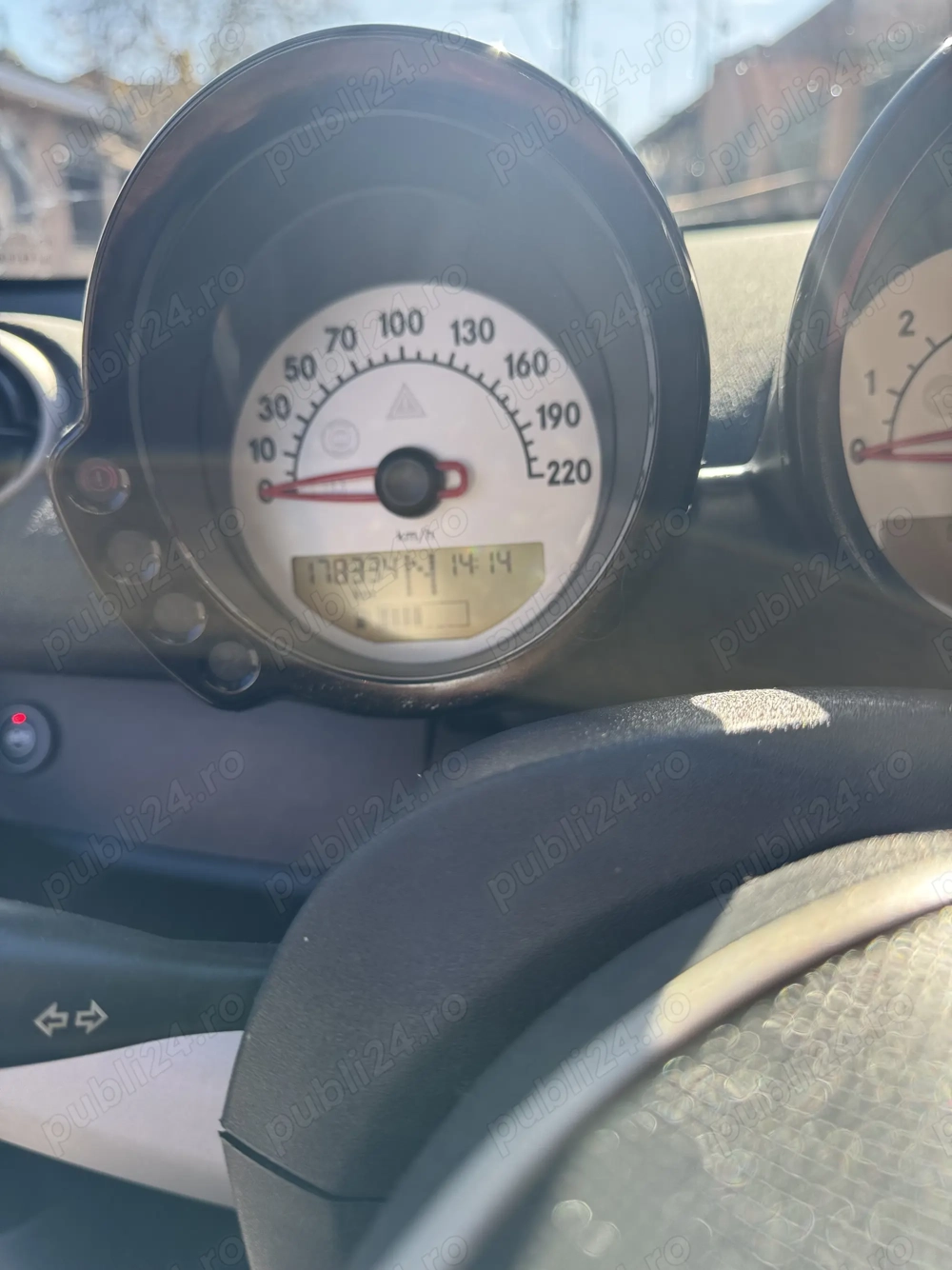 Mașina smart automată 