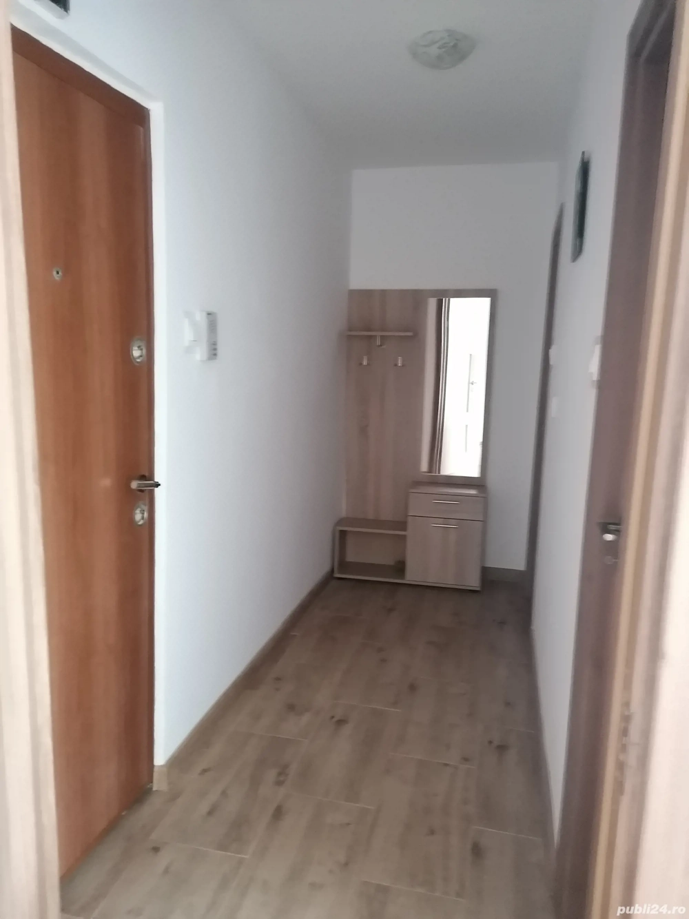 inchiriez garsoniera