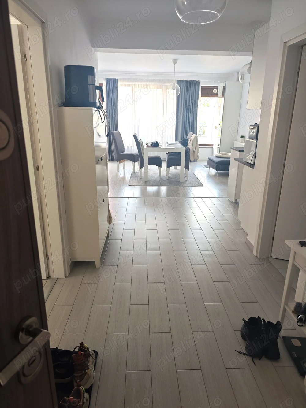 BUCUREȘTI, Piața Romană, PF, Apart. 2c decom, 2018, mobilat si utilat complet, 380.000 euro neg.