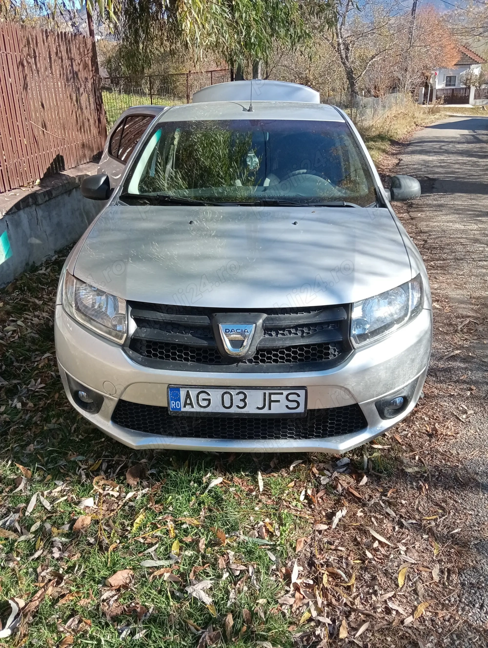 Dacia Logan 2, culoare argintiu 