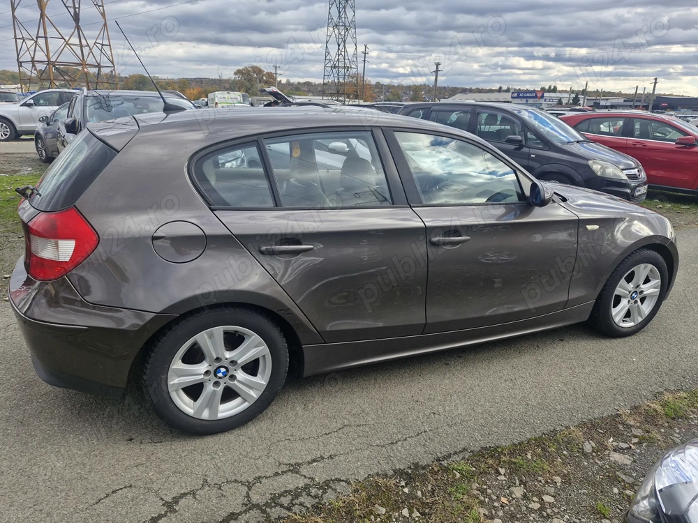 Vand BMW seria 1 benzina 2006