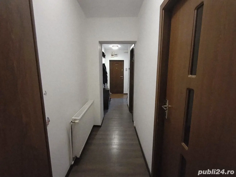 Proprietar vând apartament decomandat 3 camere 