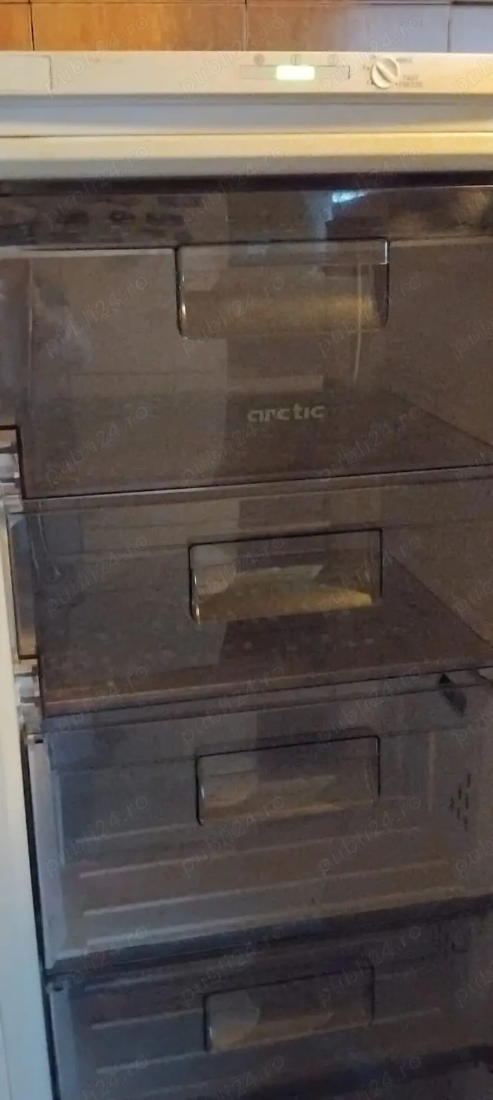 Congelator vertical Arctic, stare excelentă