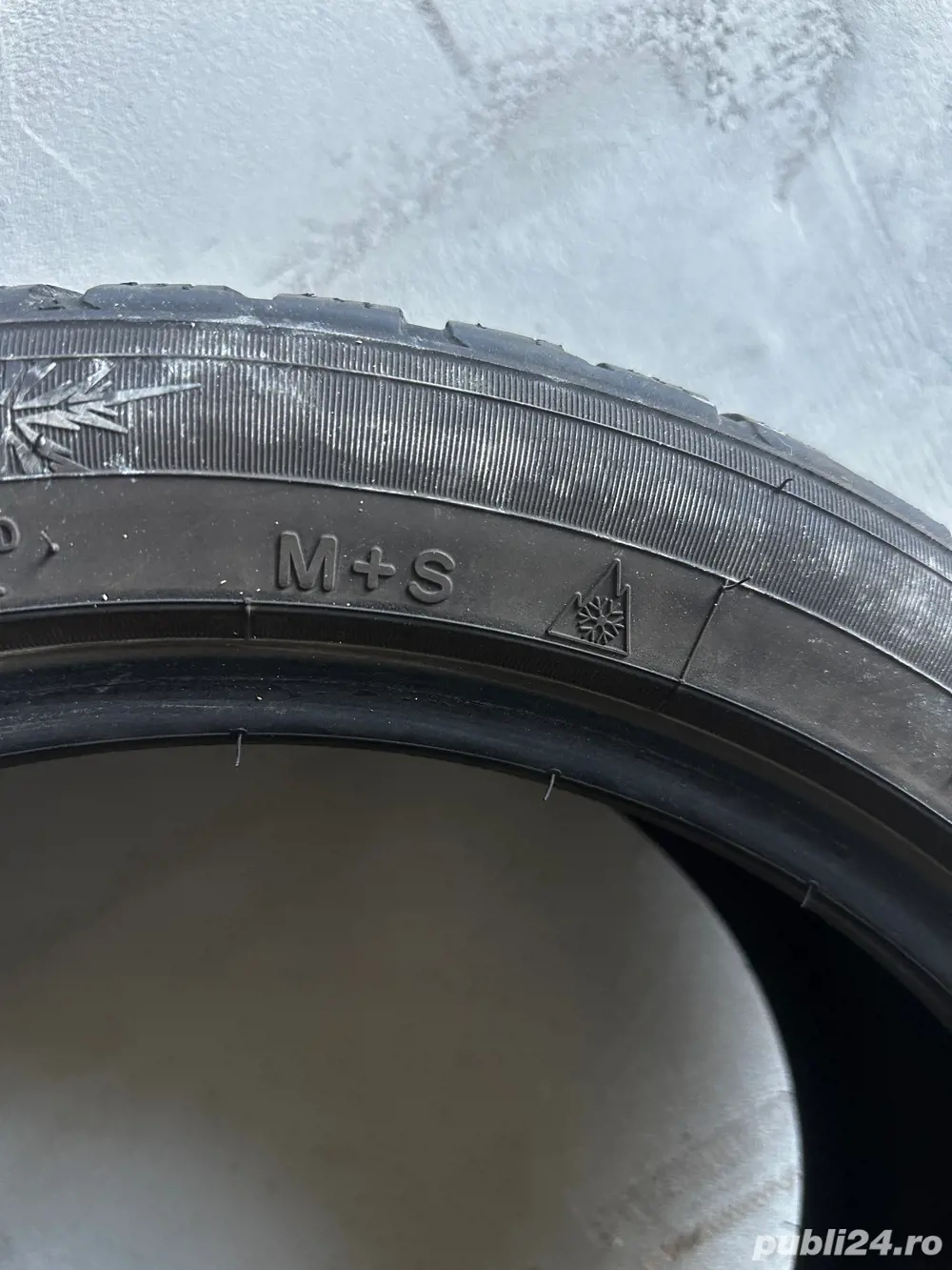 Vand cauciucuri iarna