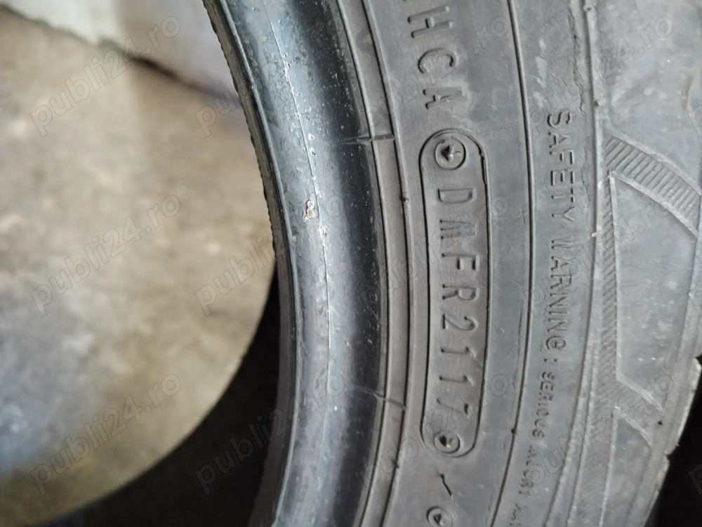 Vând anvelope iarna