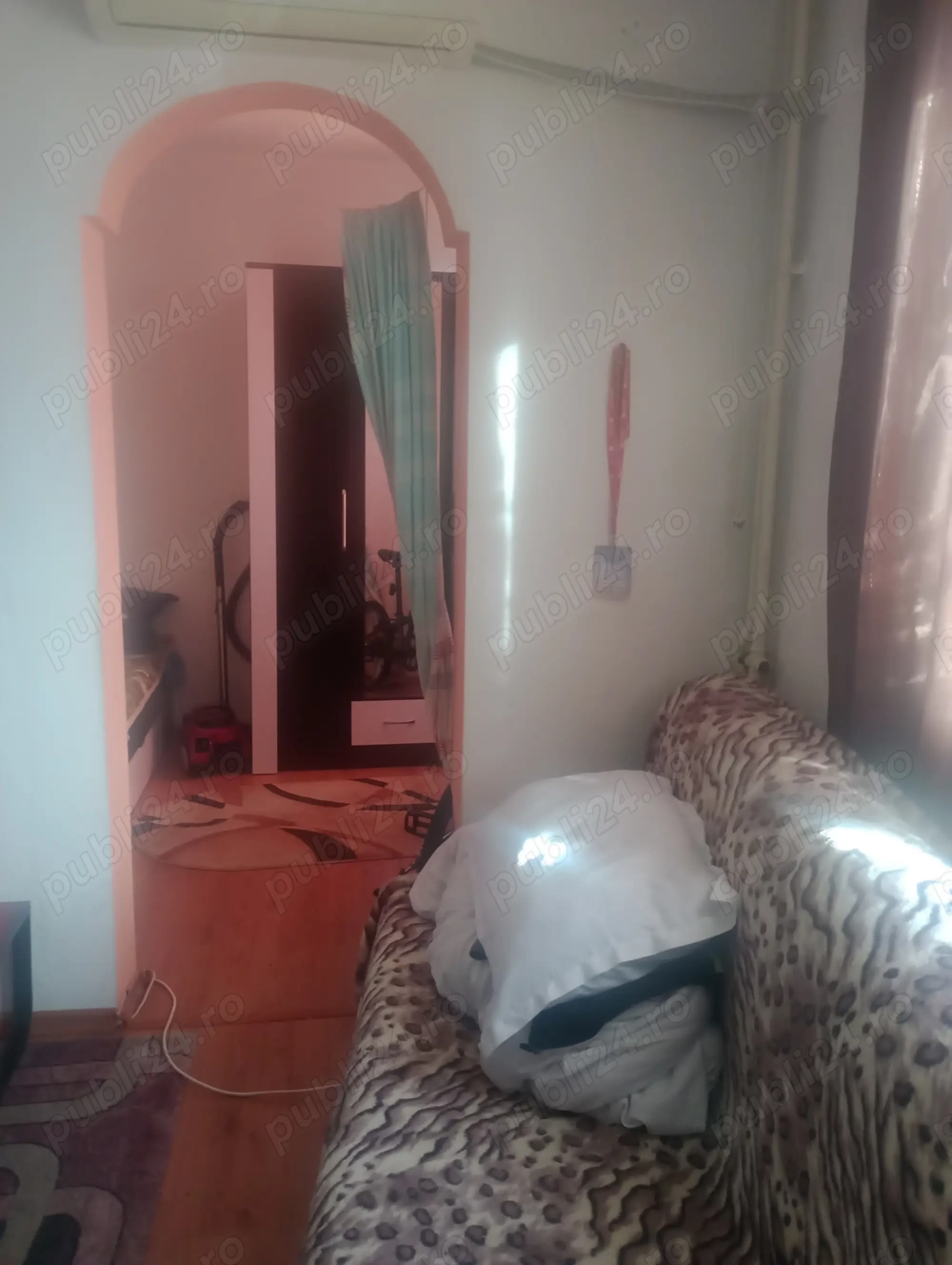 Apartament mobilat  2 camere  Trivale  