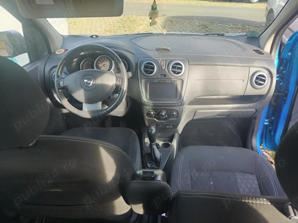 Vand Dacia Logdy albastra