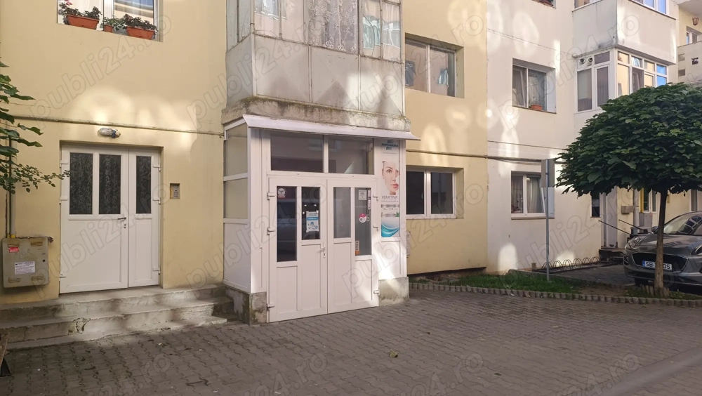 Închiriez spațiu comercial în Avrig 