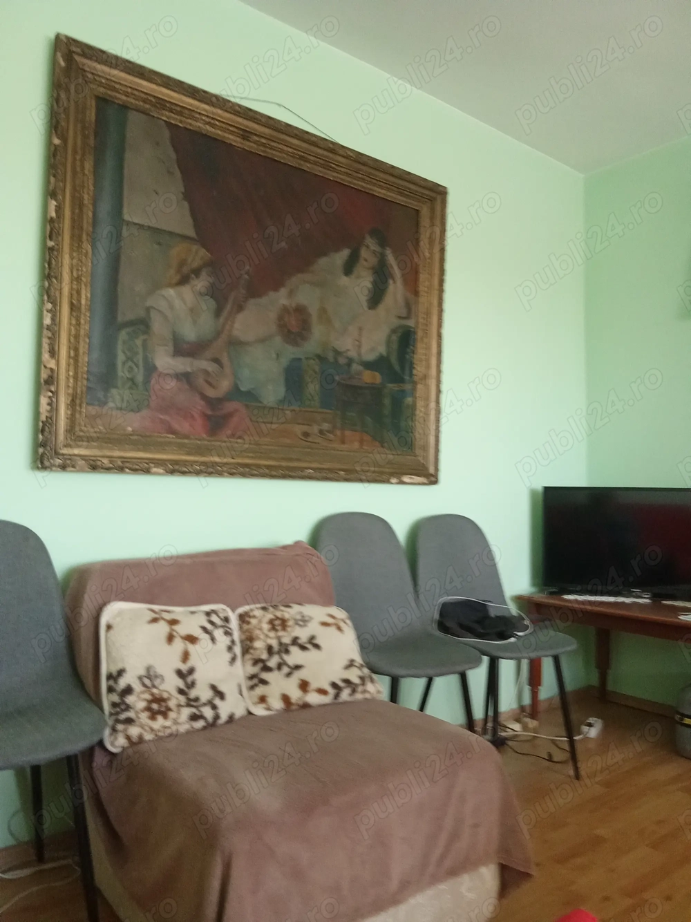 Vând apartament 4 camere decomandat Sever Bocu