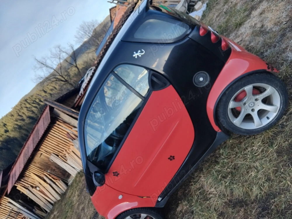 Vind Smart impecabil consum mic confortabil, spațios cu portbagaj. 