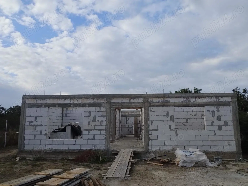 Vand teren+Casa in constructie in Comuna Curcani,Calarasi