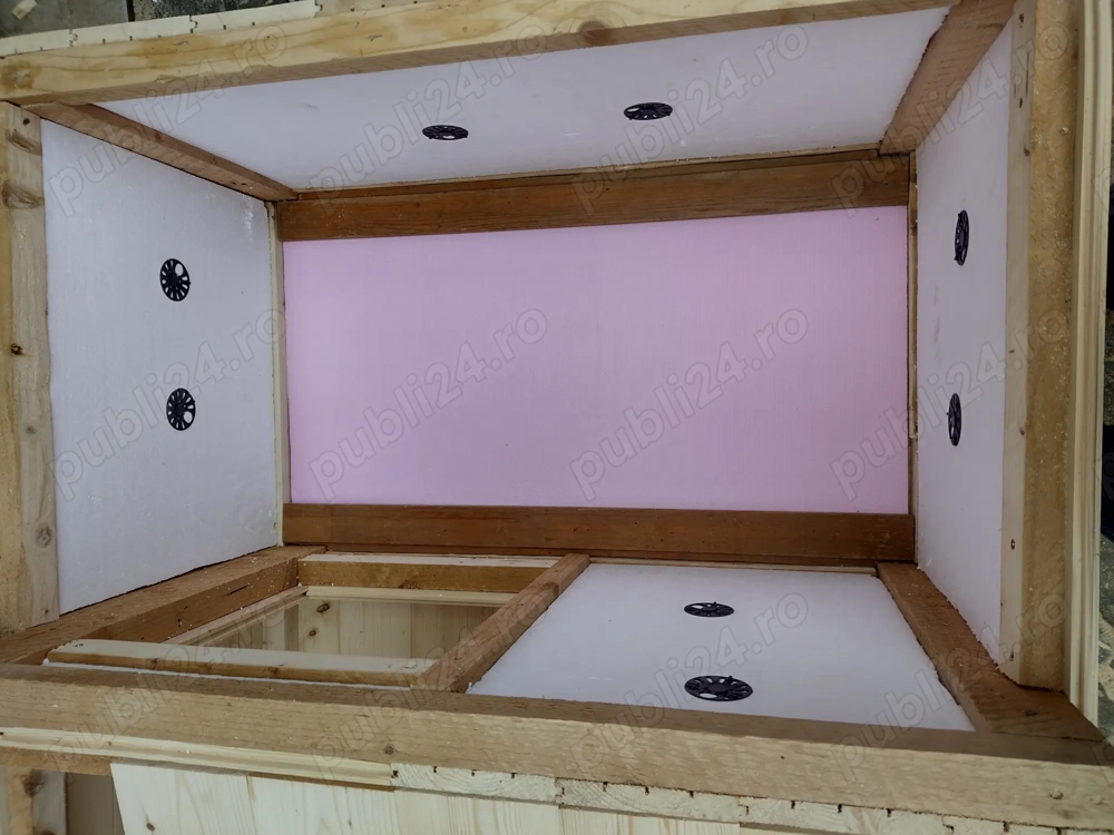 Izolez  termic căsuțe pentru câini și pisici