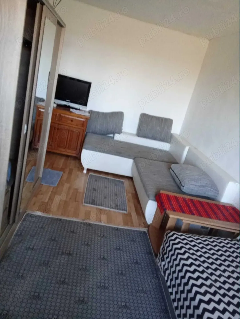 Inchiriez garsoniera 