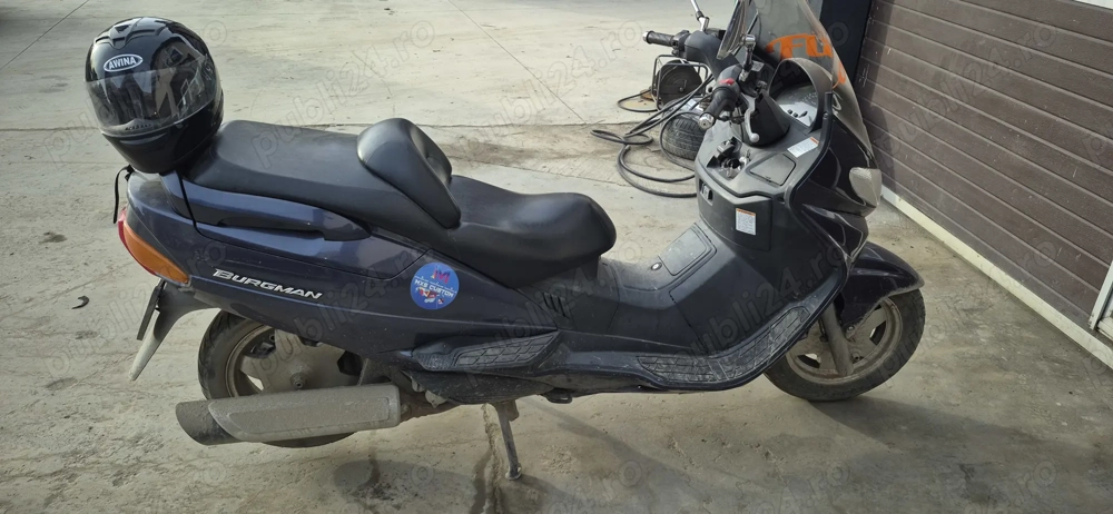 Vand urgent scuter Suzuki Burgman