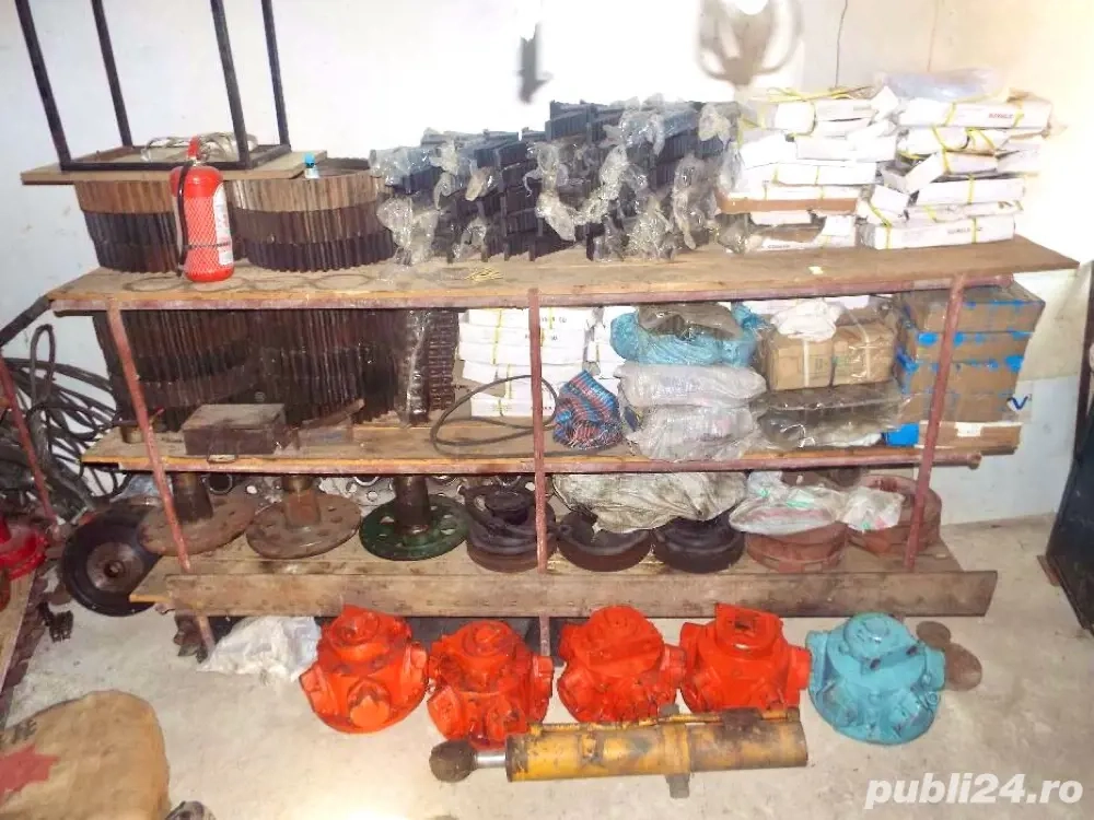 Piese Buldozer & Stalowa Wola & Bucsi bronz & Rulmenti Concasor C90