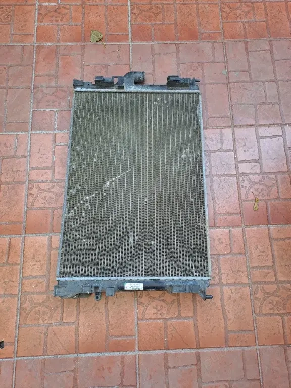 Radiator apa Dacia Logan 1 Facelift benzina 1.2 an 2008-2012 cod 8200735039