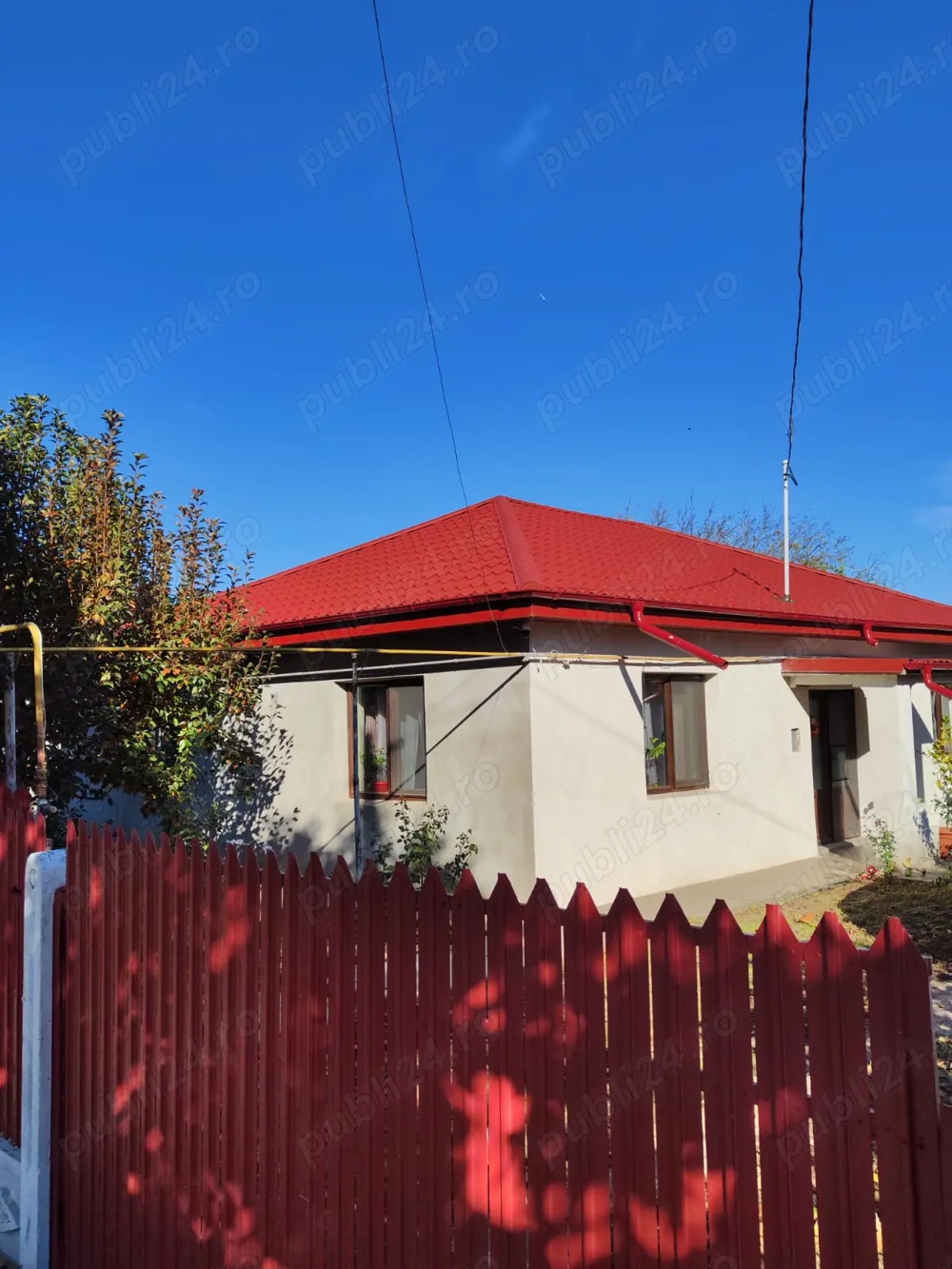 Vand casa Ianca, str Garii