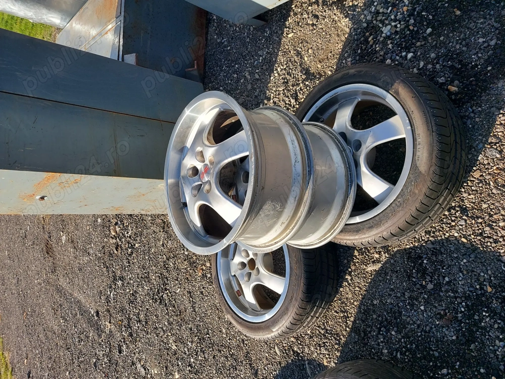 Vând jante OZ Racing Volcano 17 inch + anvelope Pirelli