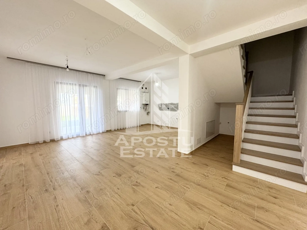 Duplex cu 5 camere si 3 bai, 300mp teren complet finisat in Giroc.