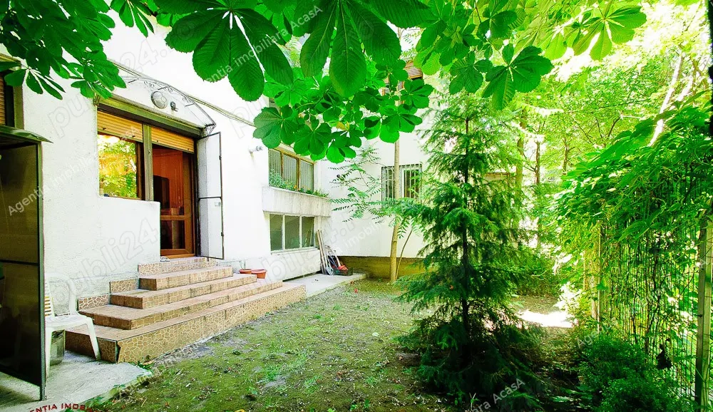 Apartament 3 camere Mazepa 1 parter iesire in gradina