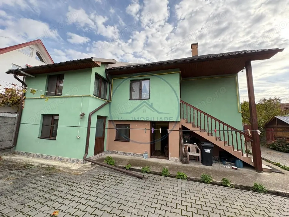  Casă de vânzare în zona centrală a orașului Bistrița – teren 1000 mp