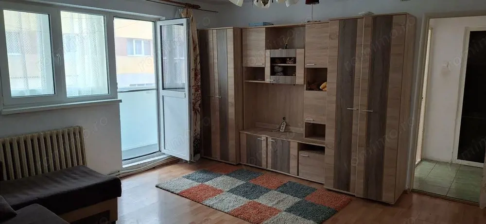 Apartament doua camere , etaj 2, Cetate