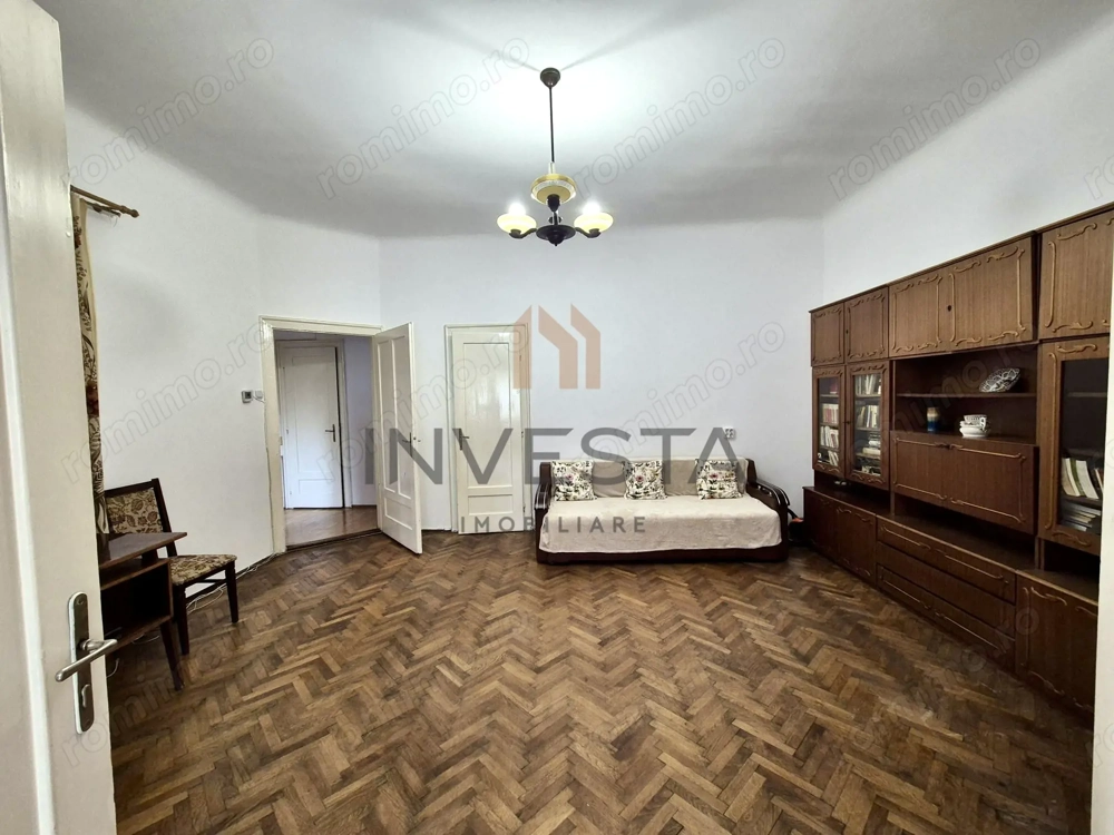 Apartament 3 camere cu acces la Curte Interioara – Zona Clincilor