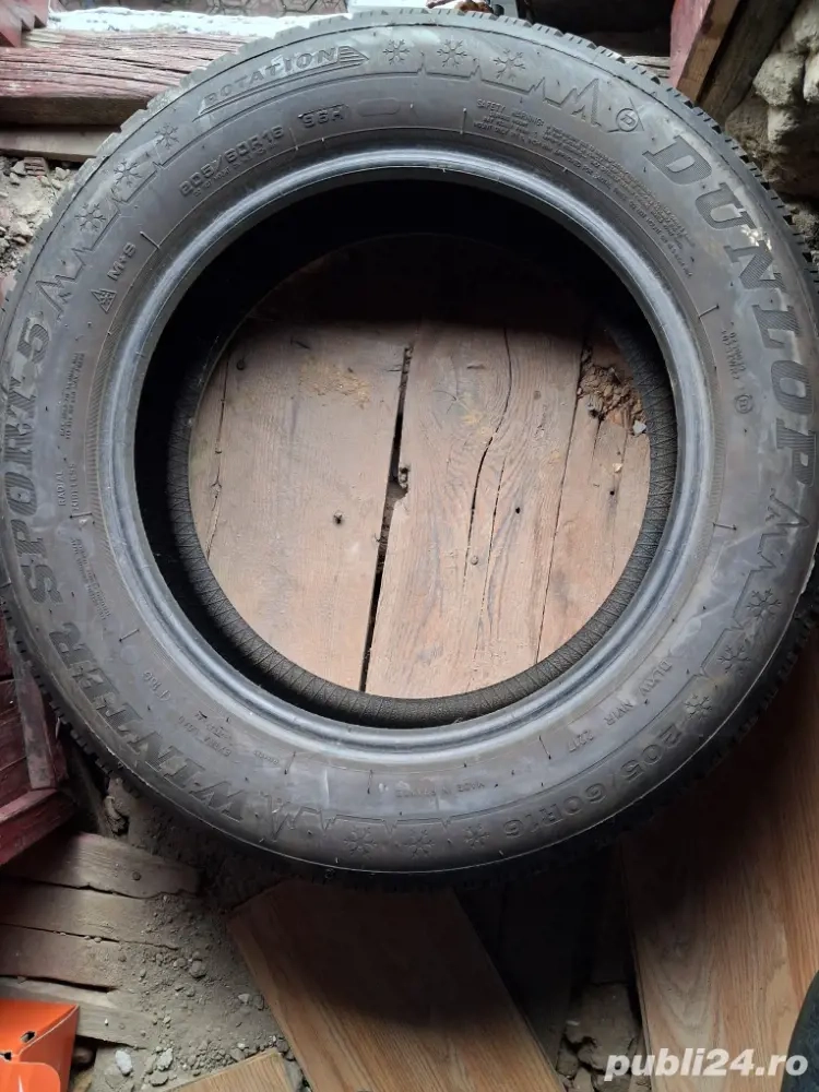 vind două cauciucuri 