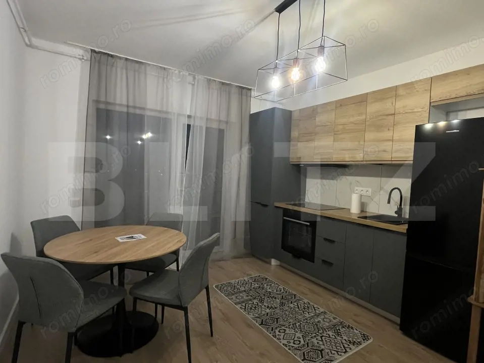 Apartament cu 2 camere, 47 mp, prima închiriere, parcare, zona Porii