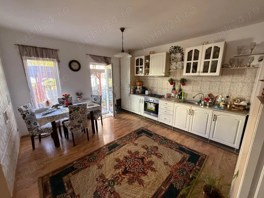 Duplex Floresti-zona Muzeul Apei