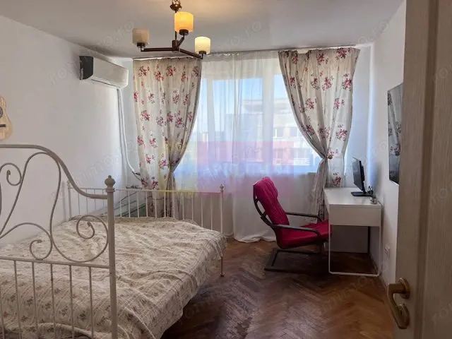 Apartament 2 camere Oltenitei- Piata Sudului.