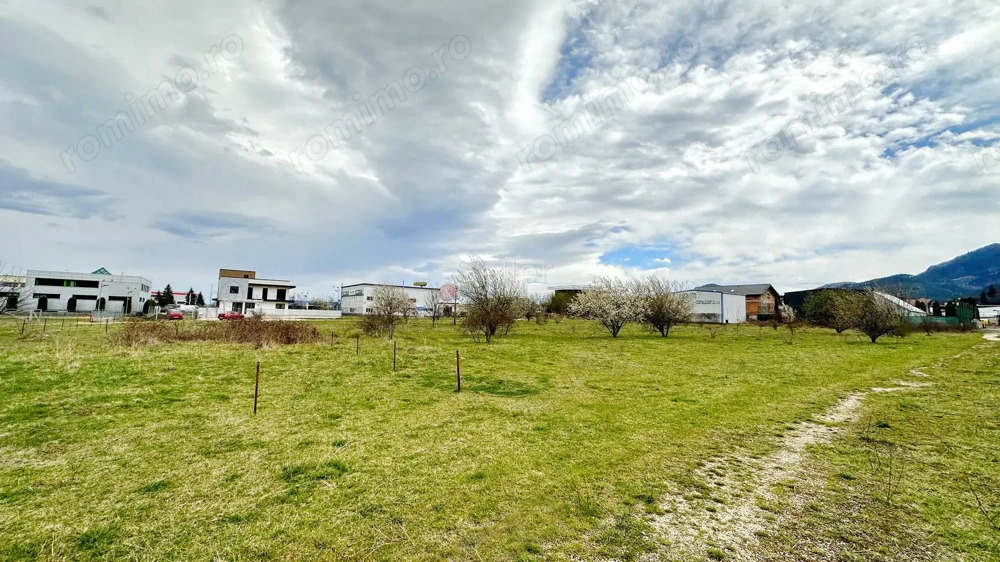 Teren Intravilan Zona Rezidentiala