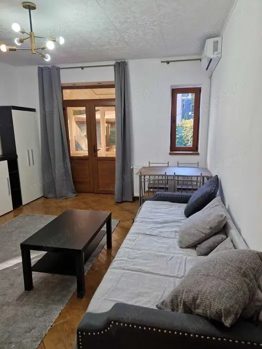 garsoniera campia libertatii-centrala proprie-curte proprie