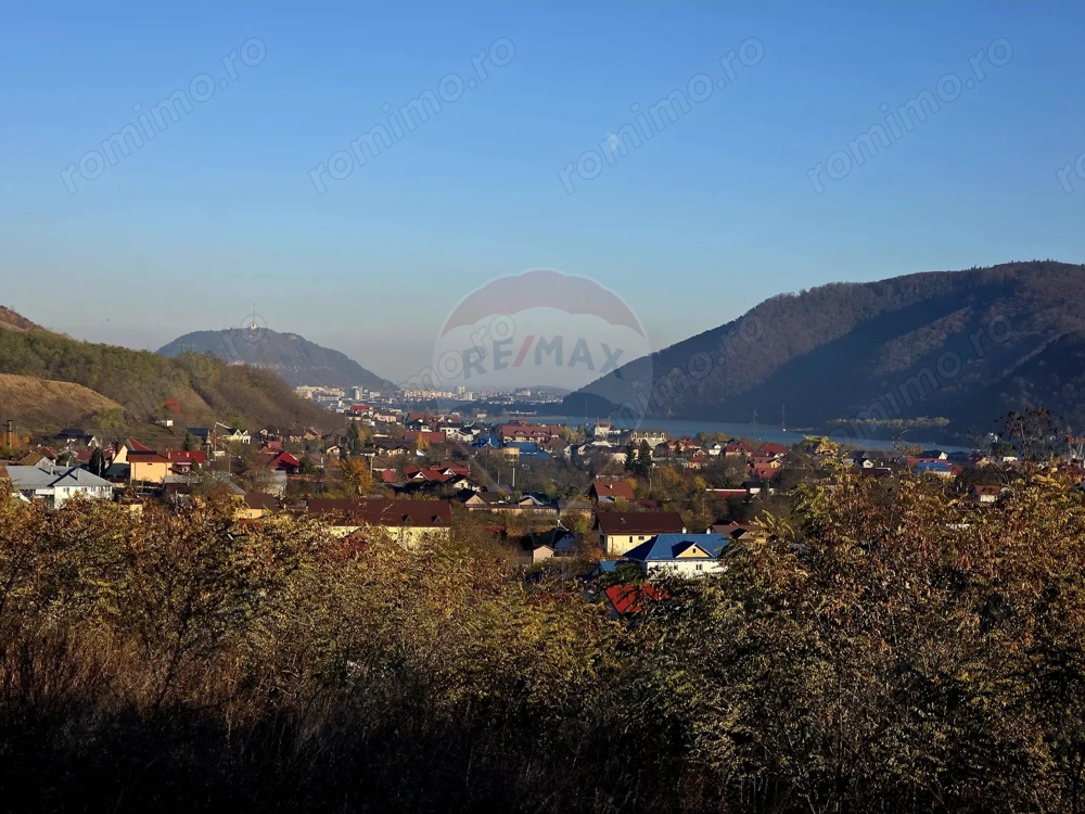 Teren 6,874mp Alexandru cel Bun / Strada plopusor