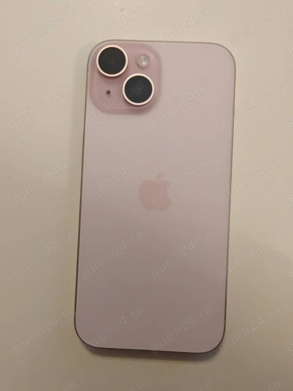 iPhone 15 Roz 128 GB + huse cadou