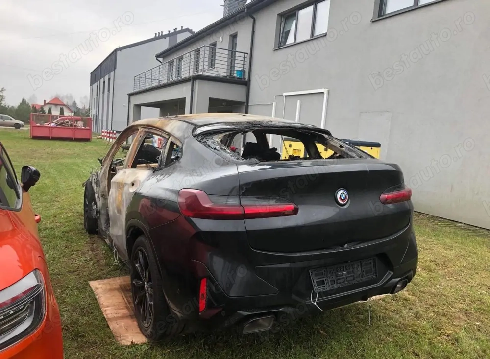 BMW X4 2023 după incendiu complet   caroserie cu acte VIN lizibil, cumpărat din salon export posibil
