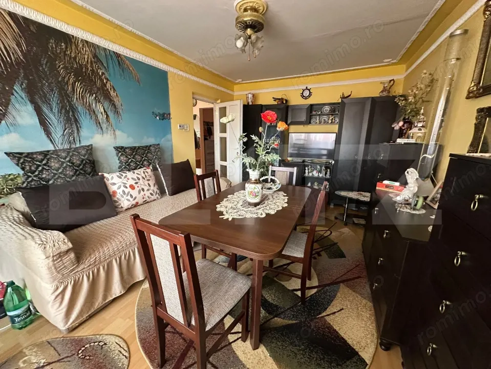 Apartament de vanzare, cu 3 camere, 2 balcoane, 67 mp, zona Observatorului