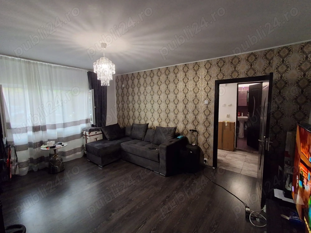 Garsonieră 37 mp, bloc 1986, complet renovată, aproape de transport