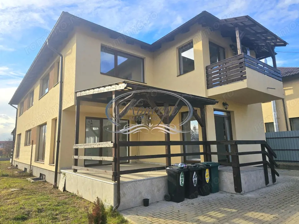 Duplex modern pe 3 niveluri cu incalzire in pardoseala, Someseni