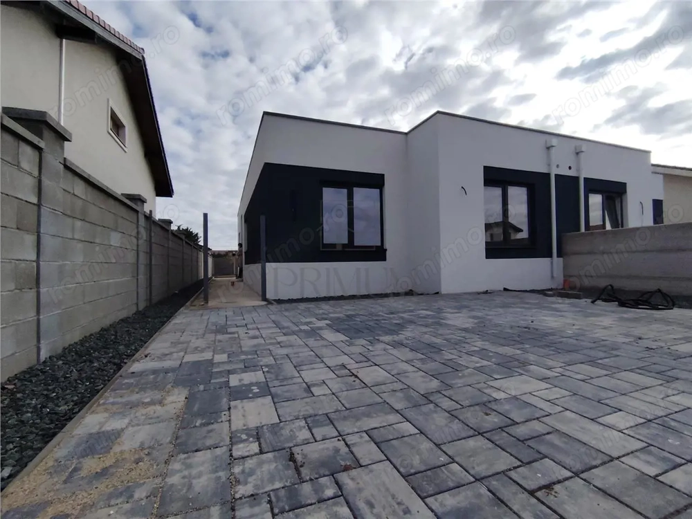 Duplex 4 camere - zona LIDL nou - personalizare interioara - toate utilitatile.