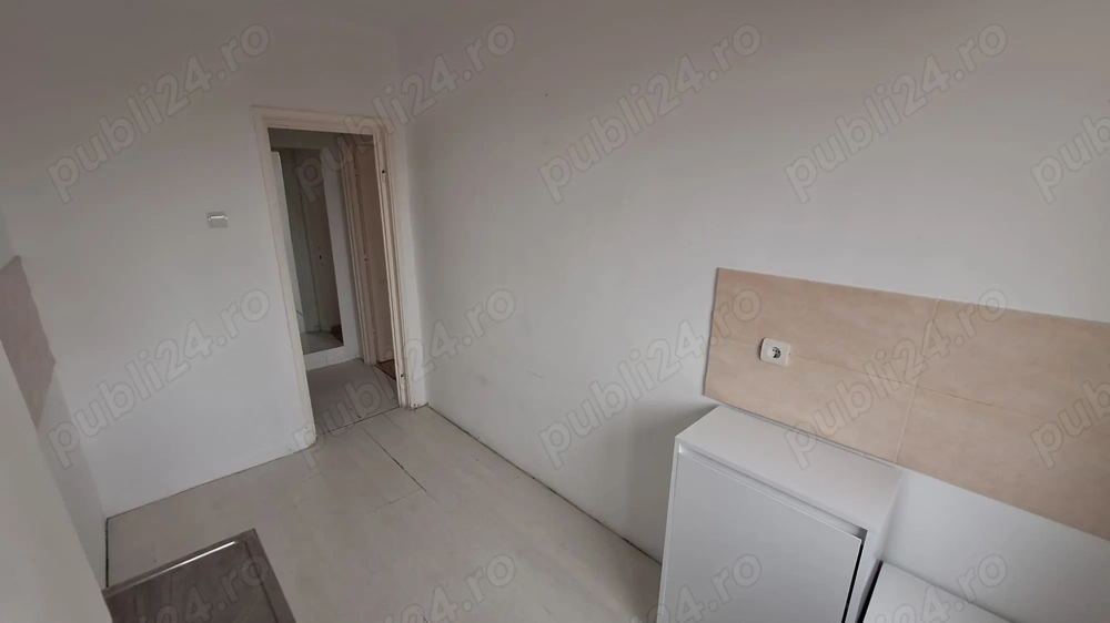 Apartament de vanzare in Constanta, Gara - 2 camere decomandat