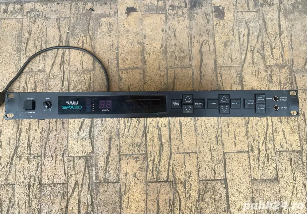 Yamaha SPX90 procesor efecte voce   chitara )