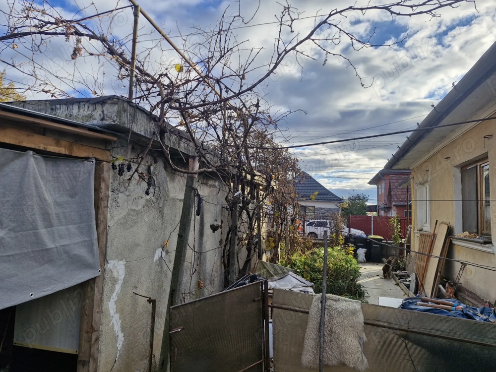 Vand casa strada luptatorilor