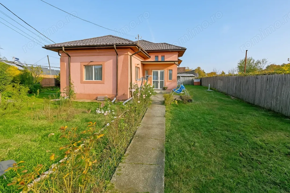 Proprietate formată din 2 Case+Teren, Ciocănăi