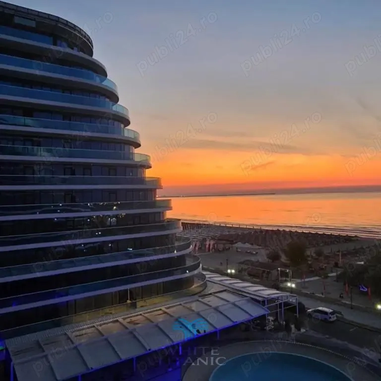 Mamaia - White Titanic -Apartament 3 Camere cu vedere directă la mare
