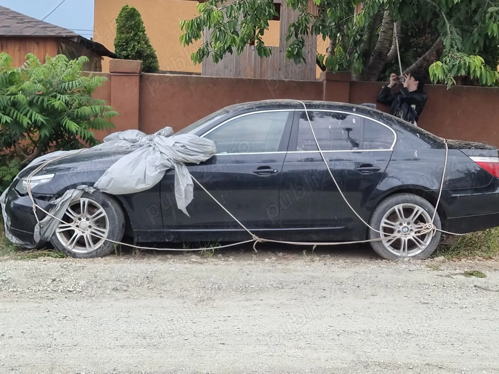 Vanzare masina avariata