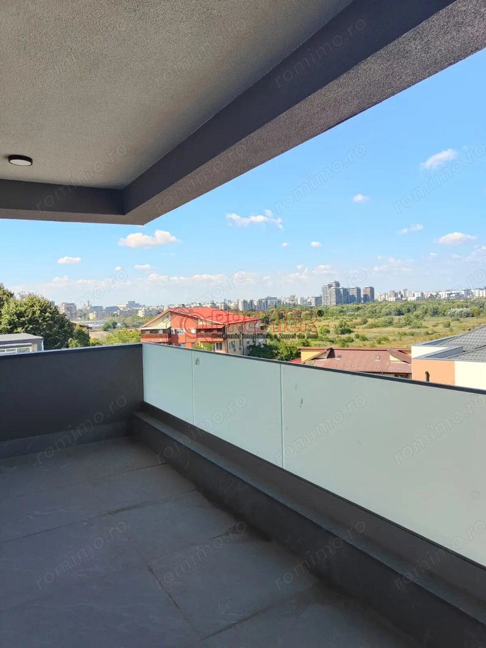 Delta Vacaresti 3 camere decomandat Lux Piata Sudului